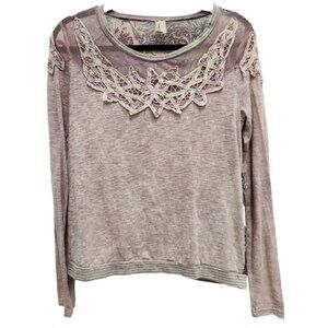 Gimmicks By BKE Womens BOHO Fairy Top Small Purple Lace Yoke Paisley Long Sleeve